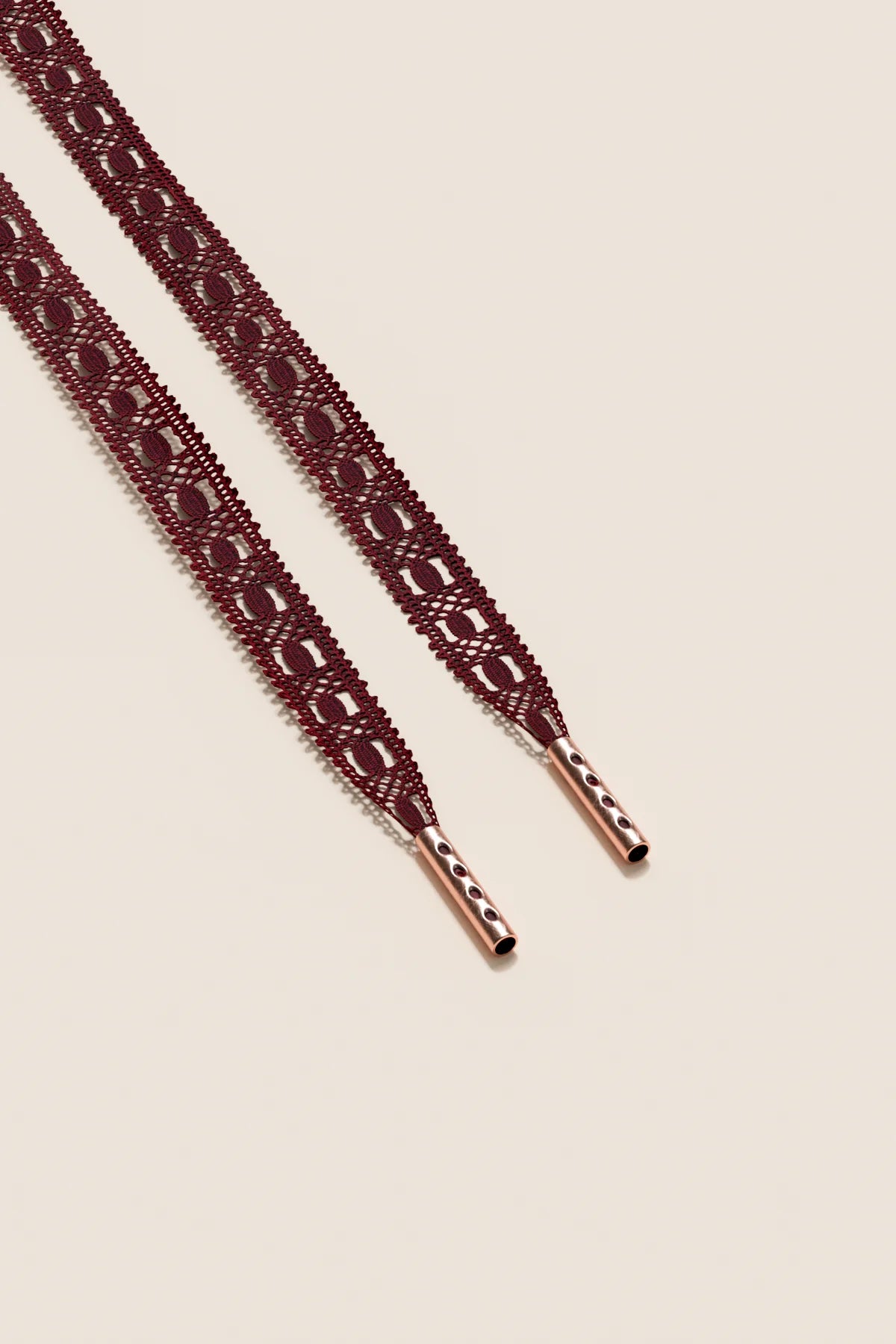 Senkels Bordeaux Crochet Shoelaces with Rose Gold Aglets