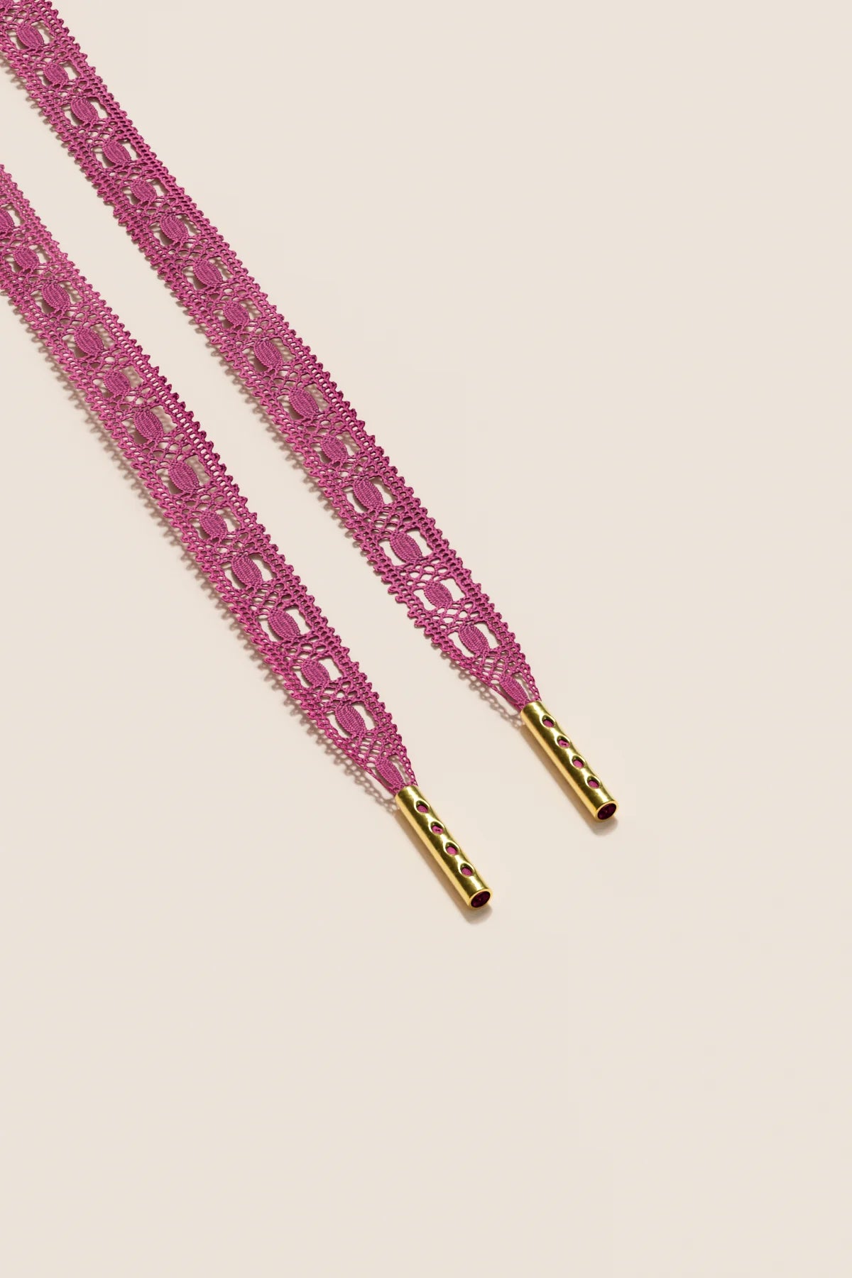 Senkels Hibiscus Crochet Shoelaces with Gold Aglets