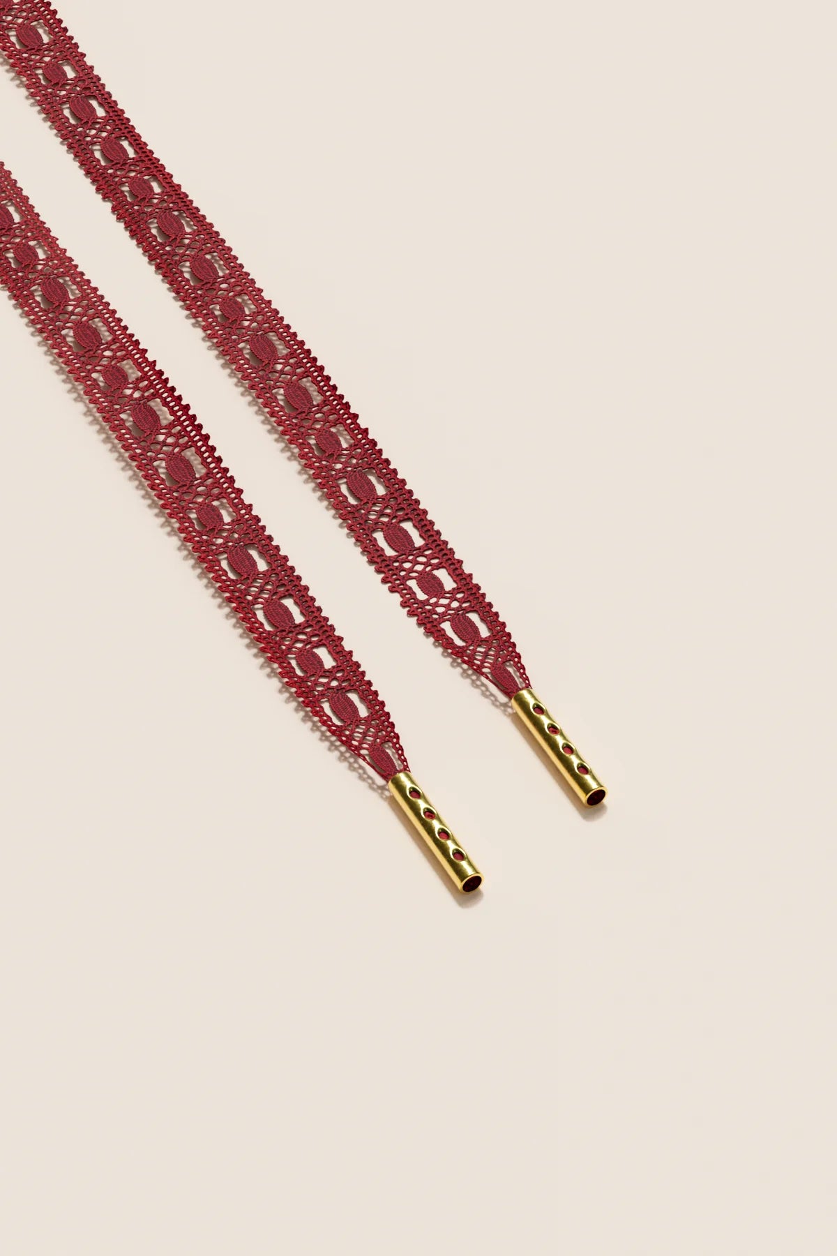 Senkels Cherry Crochet Shoelaces with Gold Aglets