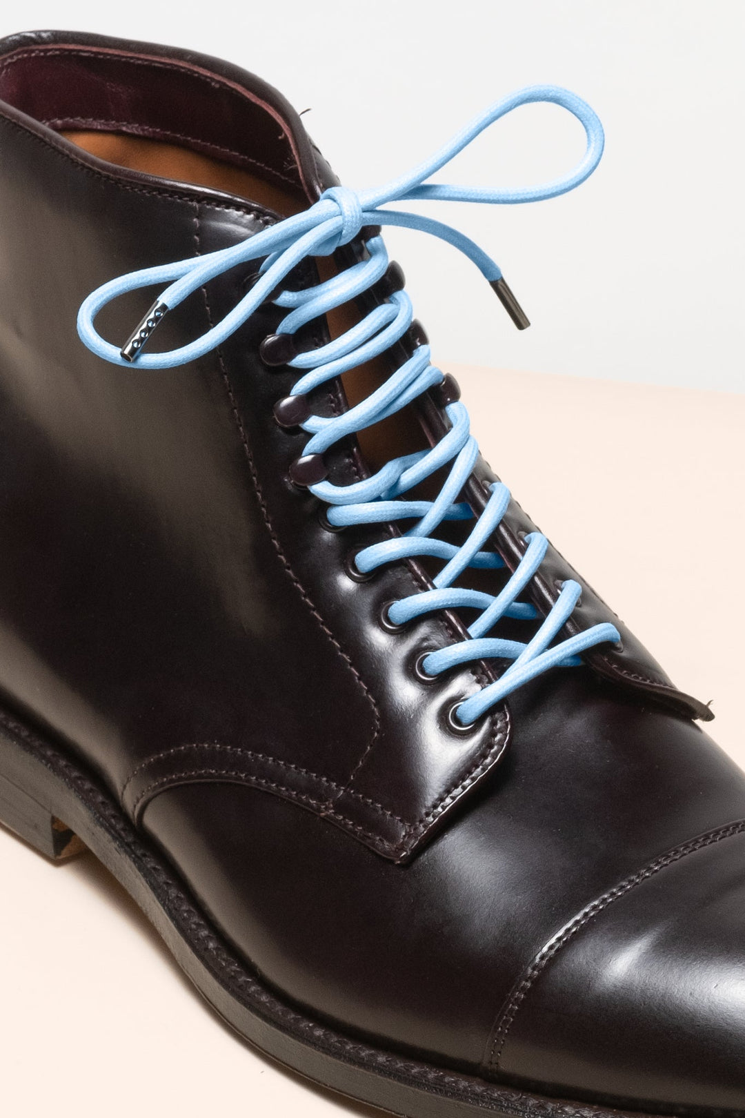 Light Blue - 4mm round waxed shoelaces for boots and shoes made from 100% organic cotton - Senkels